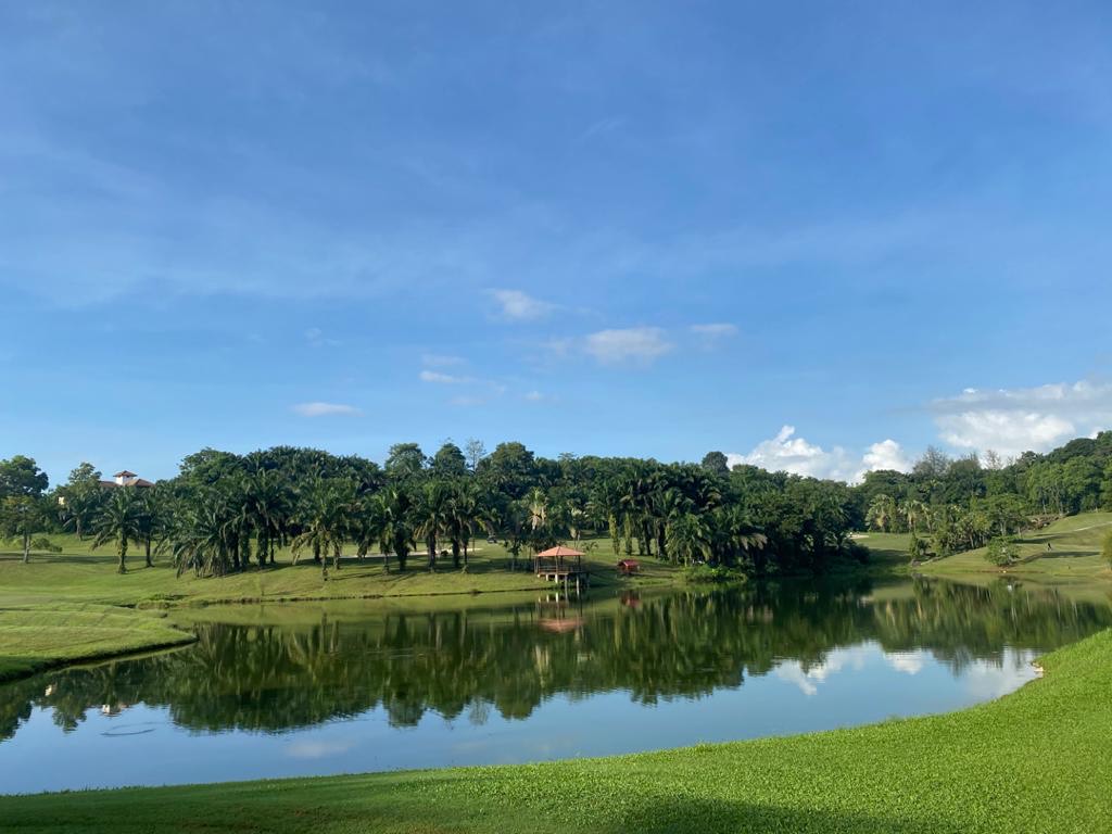 Hole 6 and 9 water hazard